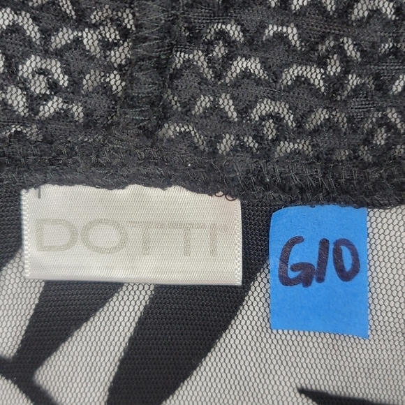 Dooti mesh palm leaf lace up sleeveless hooded swi - Picture 6 of 6